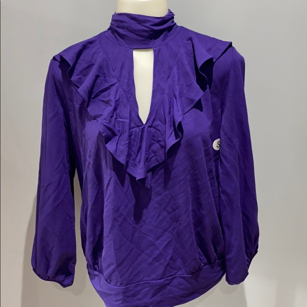 NWT New York & Company mock neck top with ruffle and keyhole detail size small